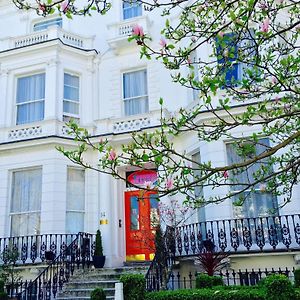 Blue Bells Hotel